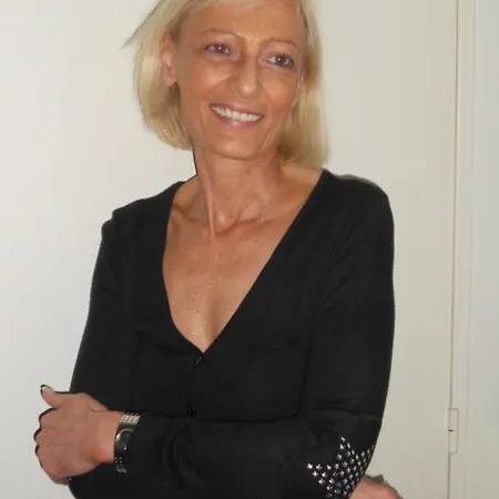 A Pied ! T3 Familial 150 M Lavandou Pisc Pkg Priv * 르 라방두