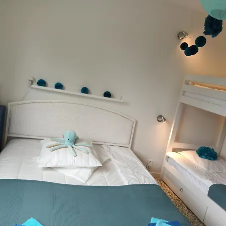Apartamento A Pied !! T3 6 P 150 M Lavandou Pisc Pkg Priv