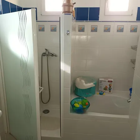 Apartamento A Pied !! T3 6 P 150 M Lavandou Pisc Pkg Priv *