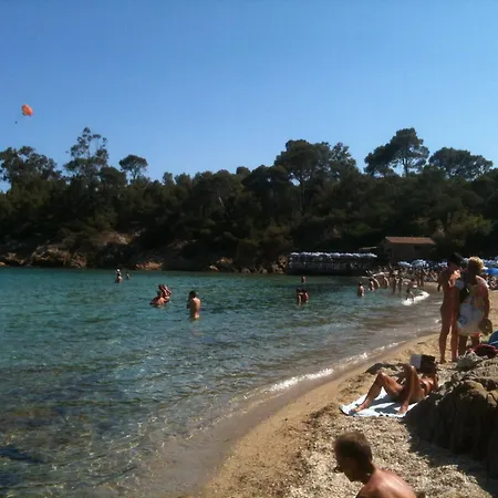 A Pied ! T3 Familial 150 M Lavandou Pisc Pkg Priv Apartmán